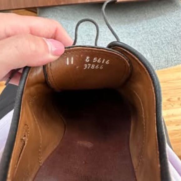 Allen Edmonds - Picture 5 of 5